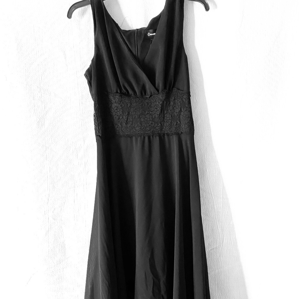 Cute black dress